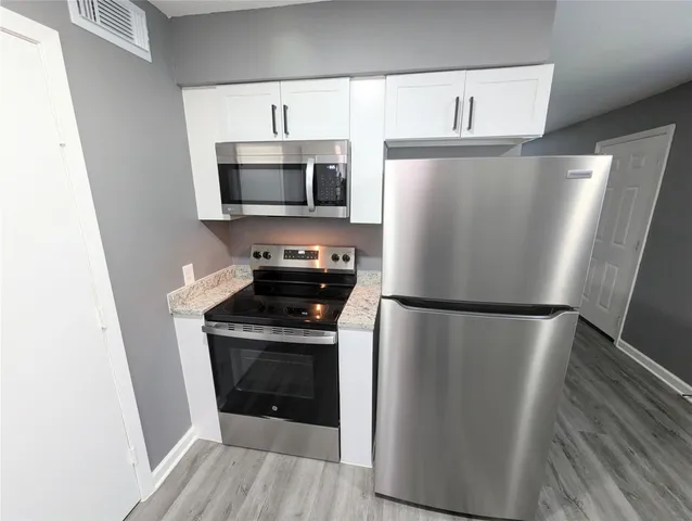 $1,250 | 2015 Rosalee Street, Unit 1, La Marque, TX 77568