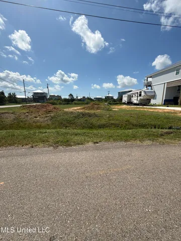 $130,000 | 4013 Ceylon Street, Bay St. Louis, MS 39520