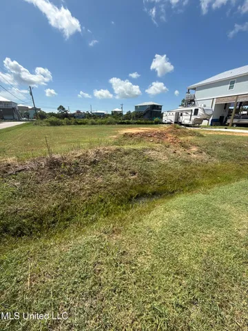 $130,000 | 4013 Ceylon Street, Bay St. Louis, MS 39520