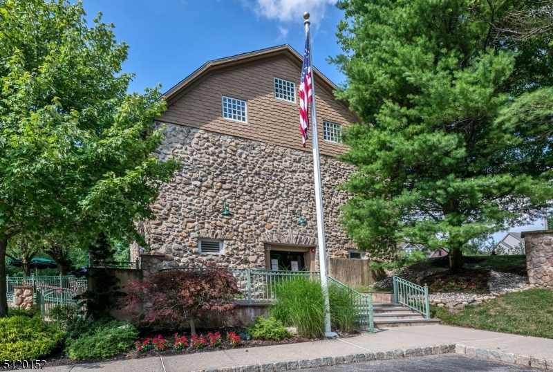 1317 Paddington Road Mahwah, NJ 07430 - Photo 19 of 23