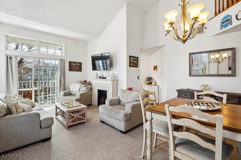 1317 Paddington Road Mahwah, NJ 07430 - Photo 3 of 18