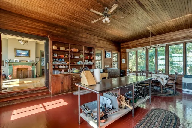 $2,400,000 | 40029 Whiskey, Clayton, NY 13624