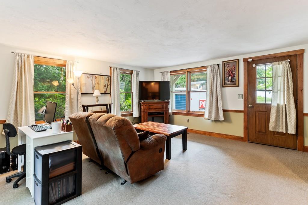 13 Eleanor Road Walpole, MA 02081 - Photo 10 of 22 Gallery Image 10