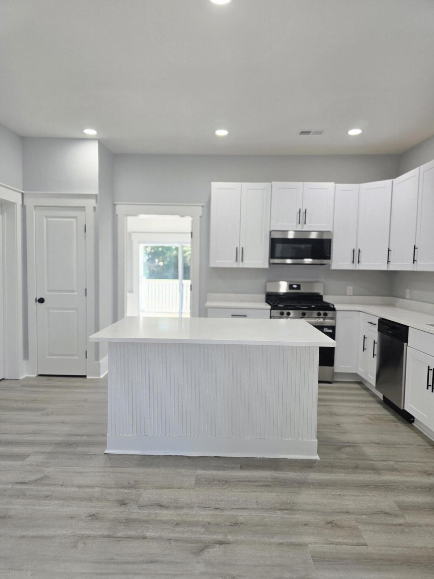 203 East George Street St. George, SC 29477 - Photo 5 of 29