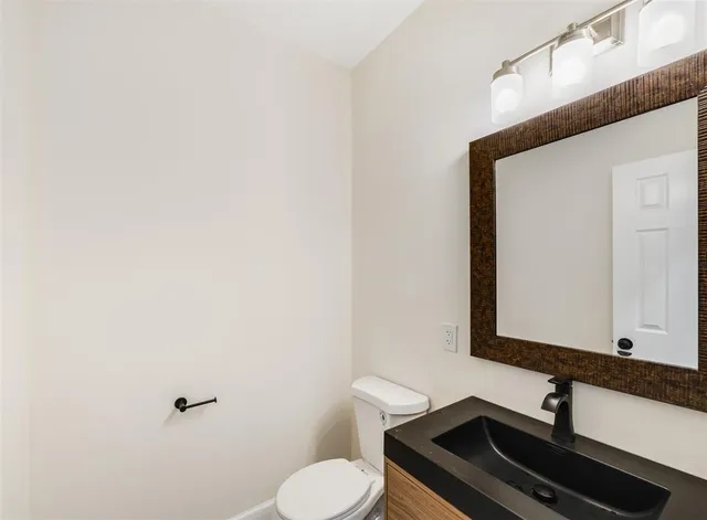 $430,000 | 431 Oakhill Drive, Denton, TX 76201