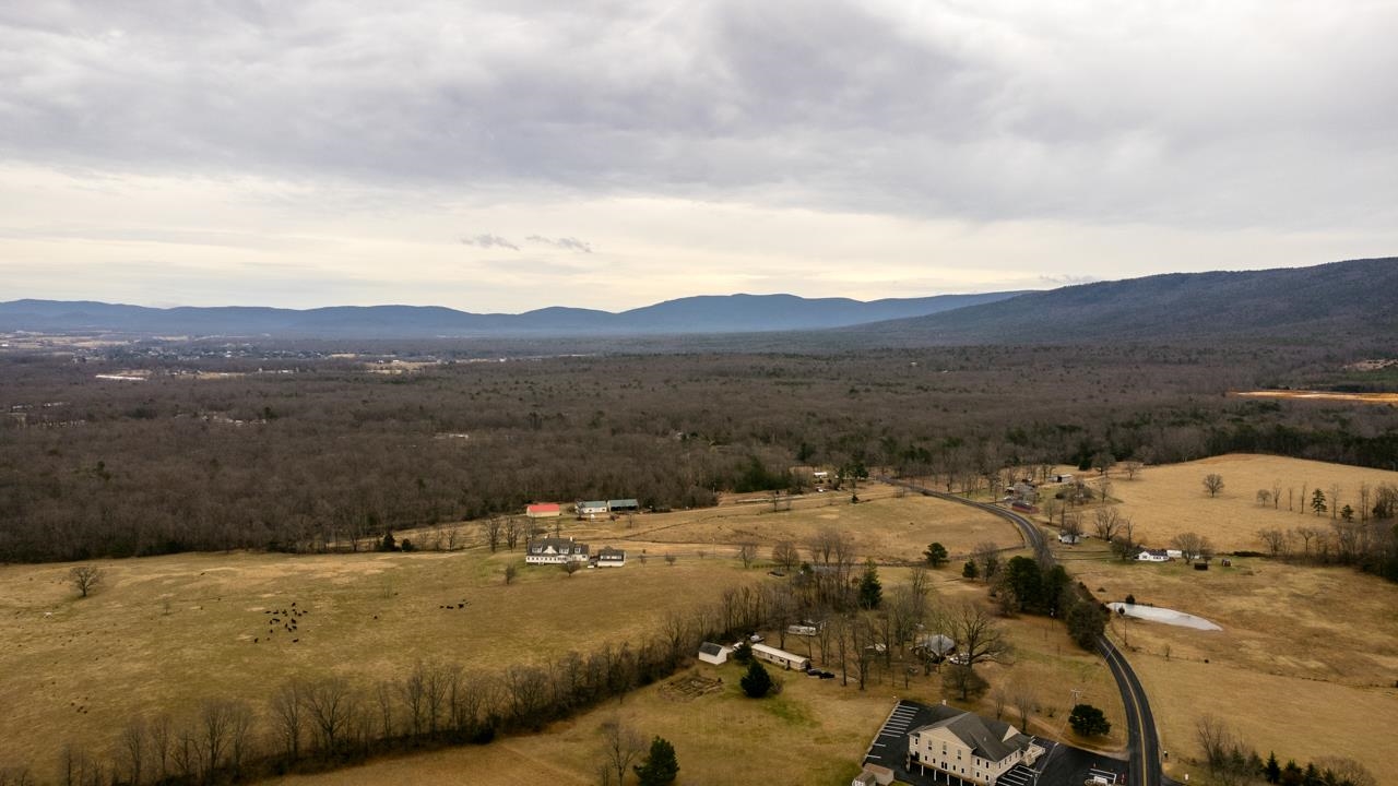 724 Wilda Road Stuarts Draft, VA 24477 - Photo 29 of 34 Gallery Image 29