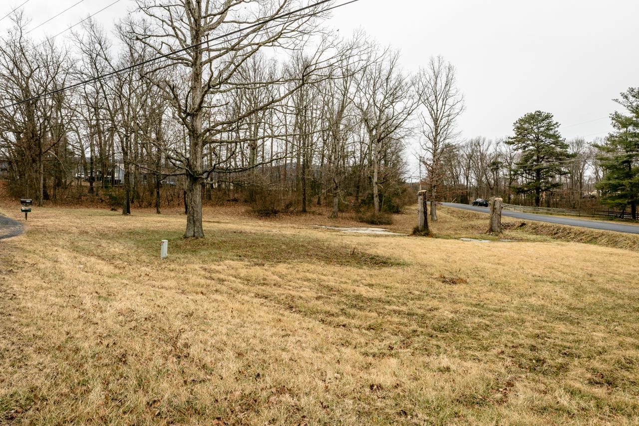 724 Wilda Road Stuarts Draft, VA 24477 - Photo 6 of 34 Gallery Image 6