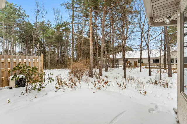 $370,000 | 547 Woodside Court, Shakopee, MN 55379