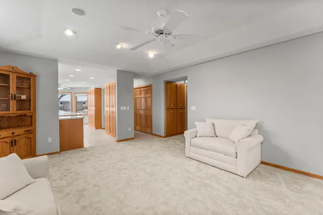 $370,000 | 547 Woodside Court, Shakopee, MN 55379