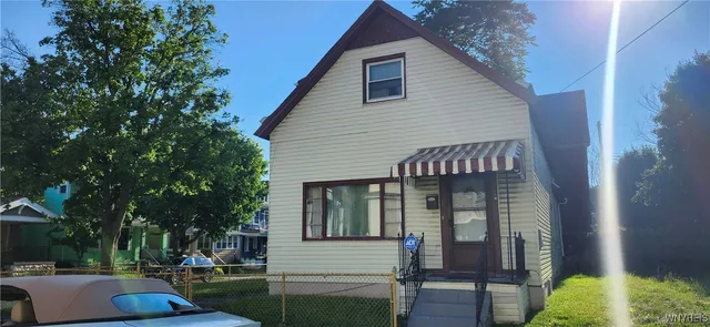 $169,500 | 4 Regina Place, Buffalo, NY 14208