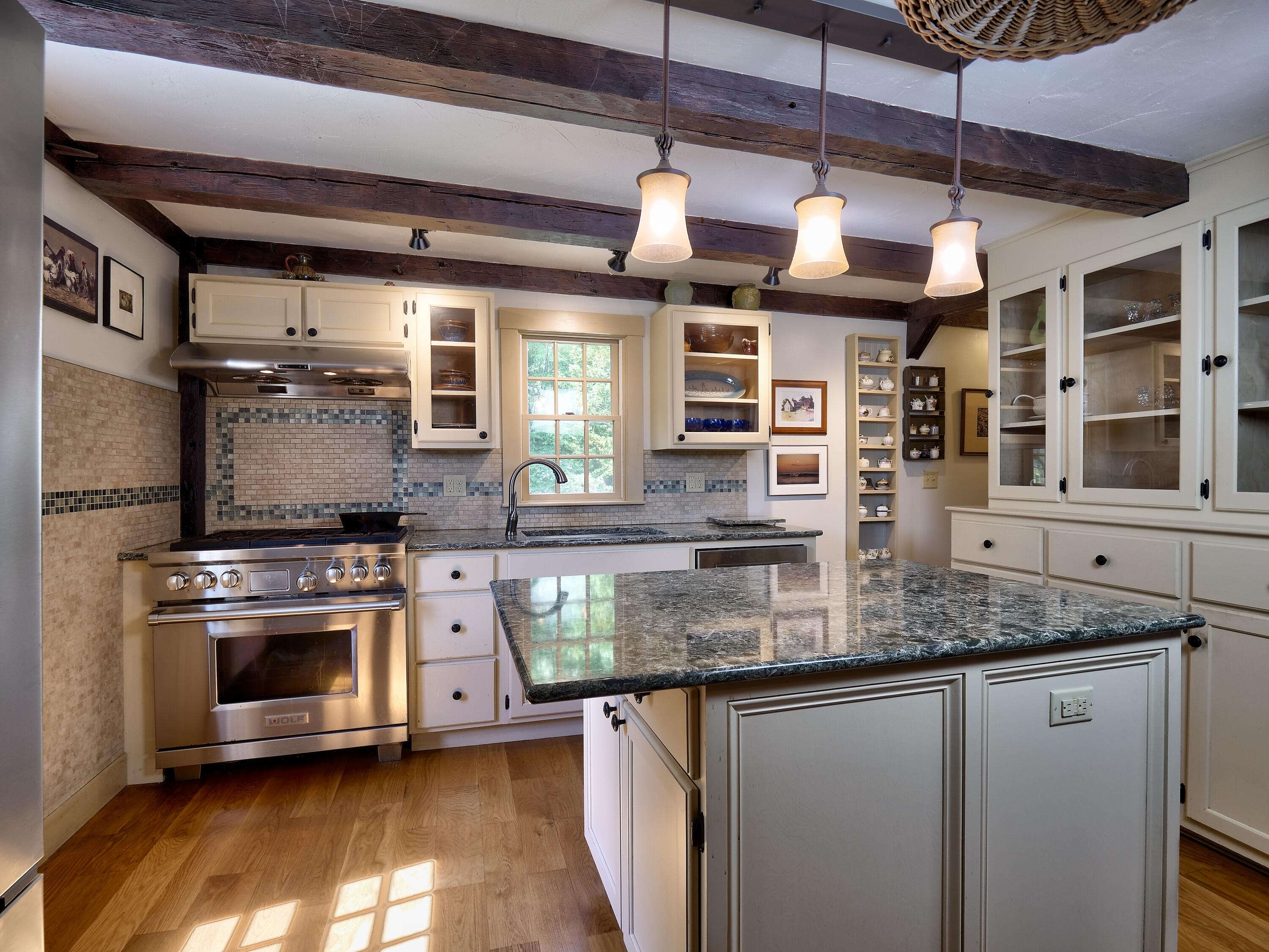701 Old Augusta Road Waldoboro, ME 04572 - Photo 22 of 82 Kitchen