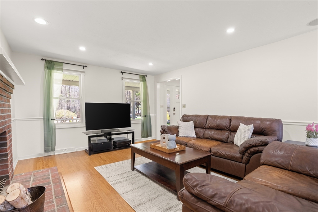 9 Hadley Road Norton, MA 02766 - Photo 11 of 42 Gallery Image 11