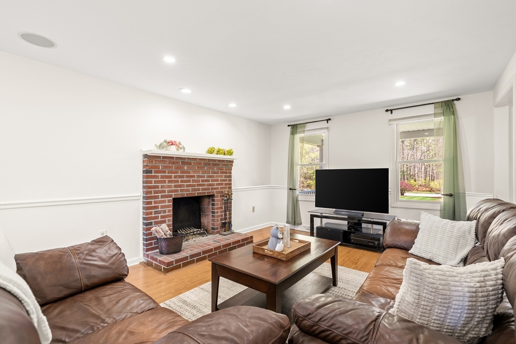 9 Hadley Road Norton, MA 02766 - Photo 14 of 42 Gallery Image 14