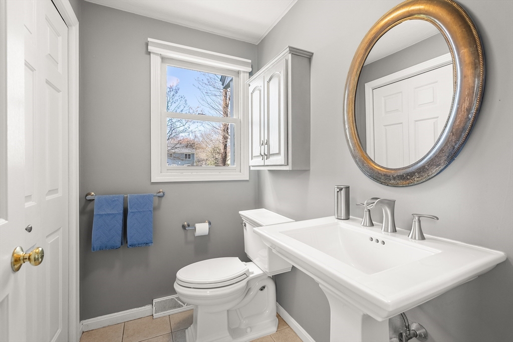 9 Hadley Road Norton, MA 02766 - Photo 23 of 42 Gallery Image 23