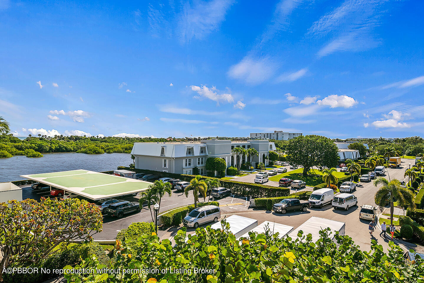 2150 Ibis Isle Road, Unit 17 Palm Beach, FL 33480 - Photo 28 of 55 a view of a terrace with lawn chairs