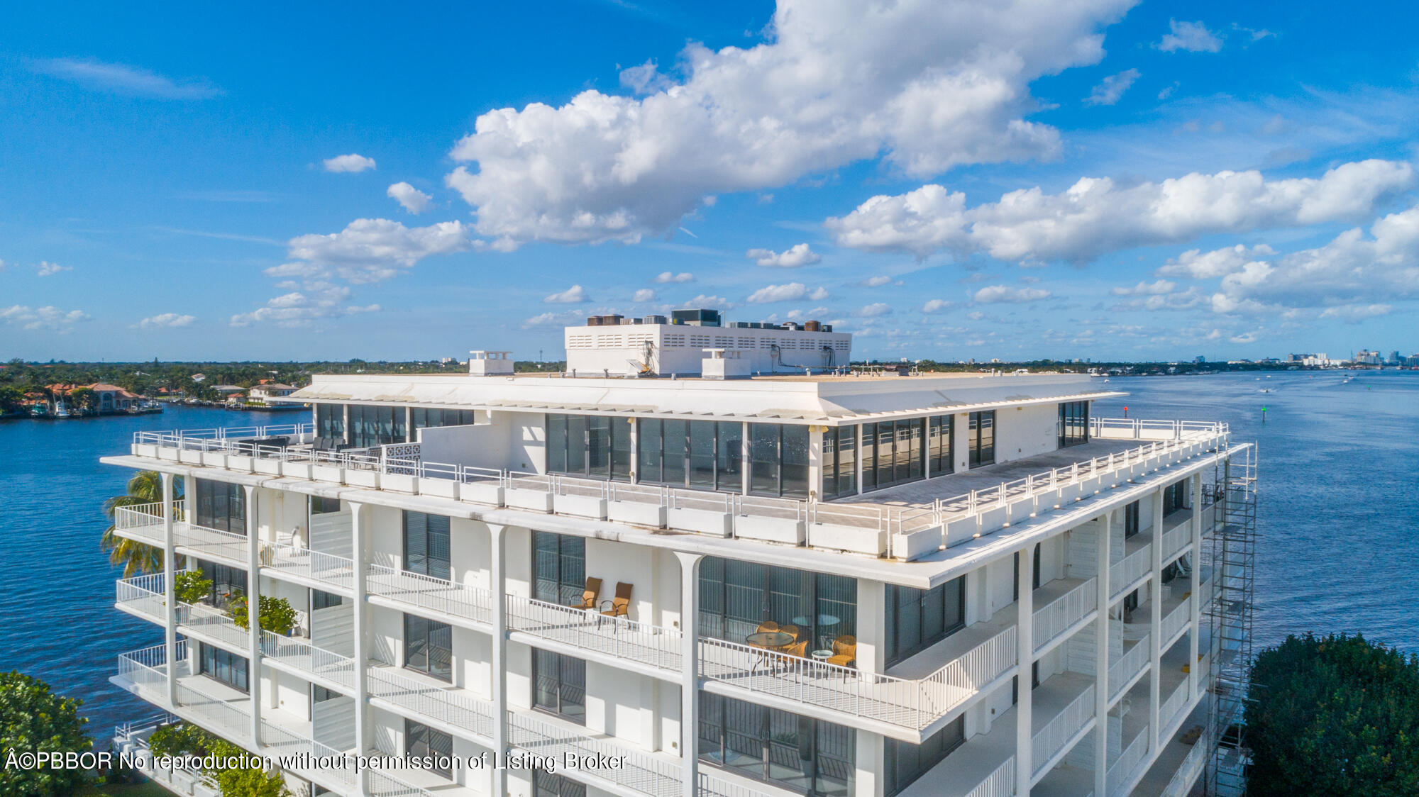 2150 Ibis Isle Road, Unit 17 Palm Beach, FL 33480 - Photo 53 of 55 DJI_0989