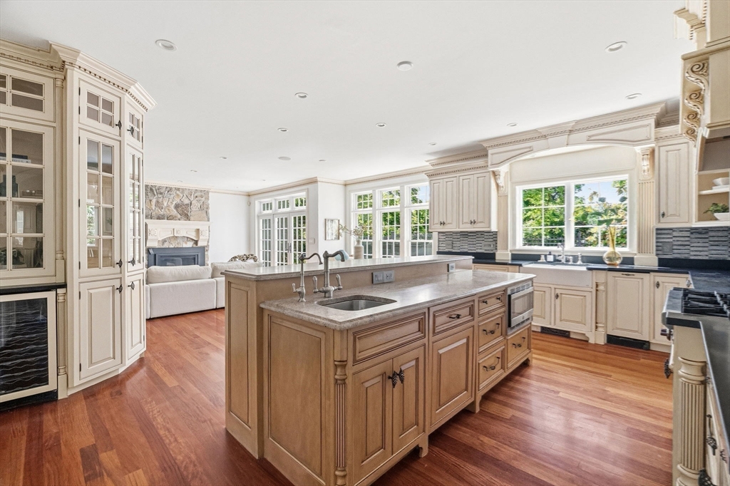 8 Valley Road Wellesley, MA 02481 - Photo 14 of 39