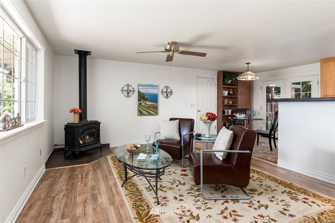 580 West Wanamaker Road Coupeville, WA 98239 - Photo 5 of 25 Gallery Image 5