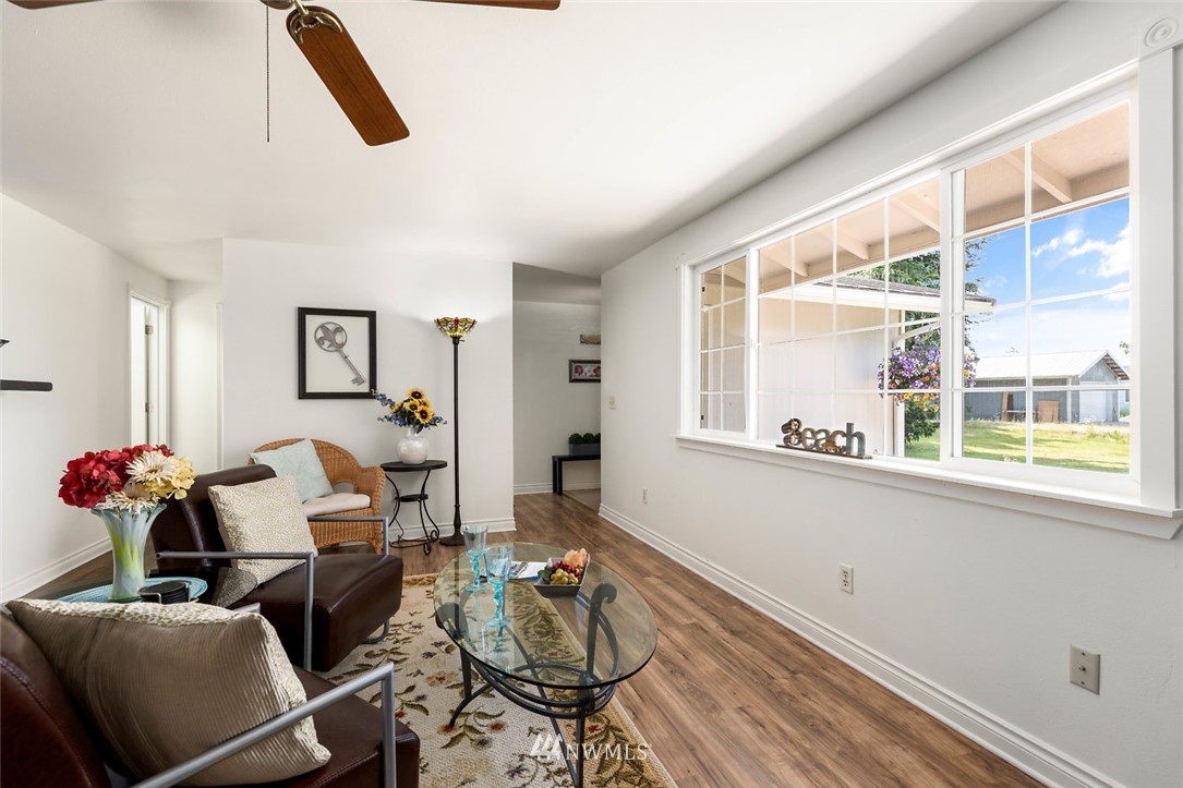 580 West Wanamaker Road Coupeville, WA 98239 - Photo 6 of 25 Gallery Image 6