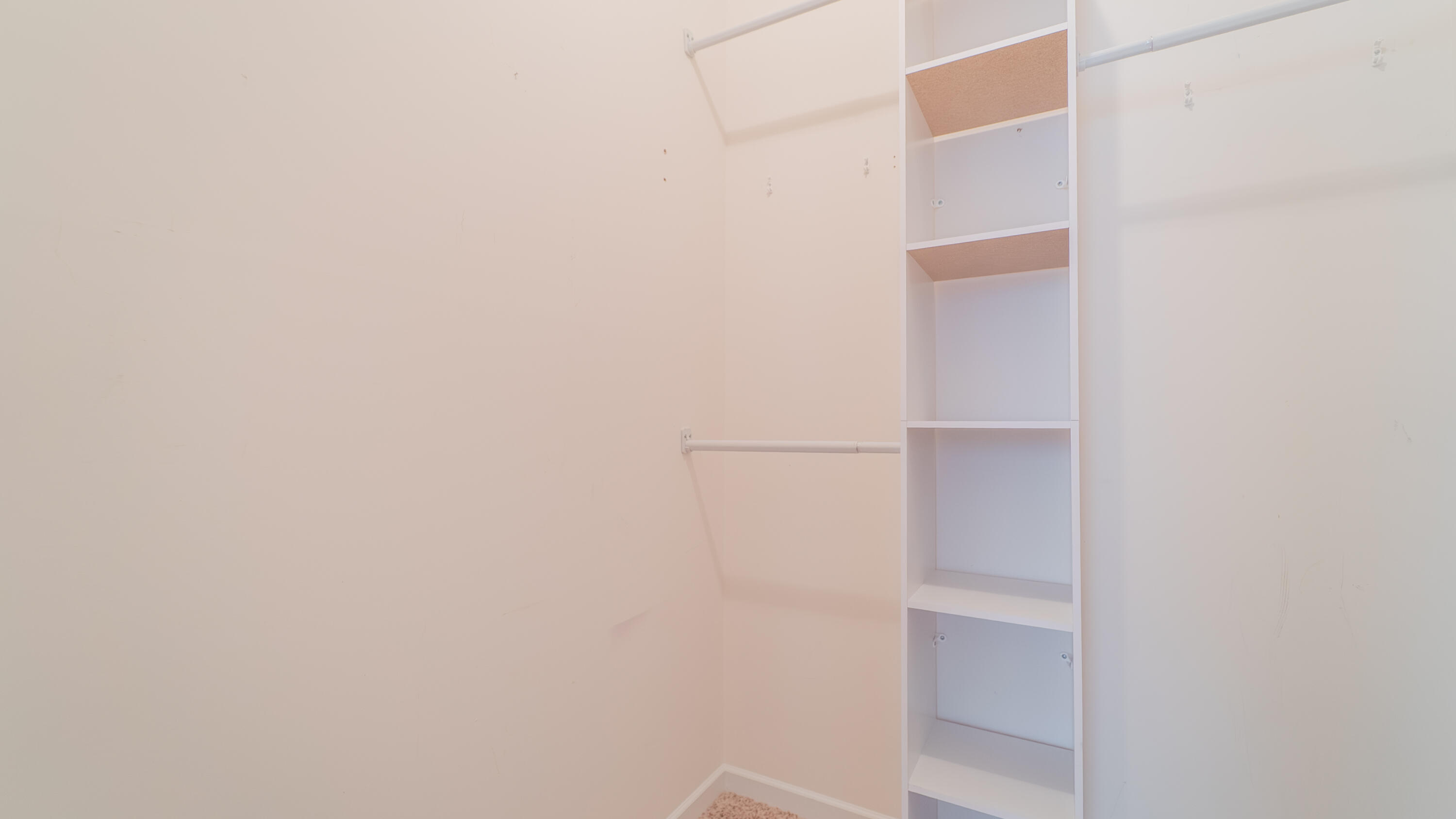 11530 Vermont Court Crown Point, IN 46307 - Photo 22 of 27 close up of a white marble wall