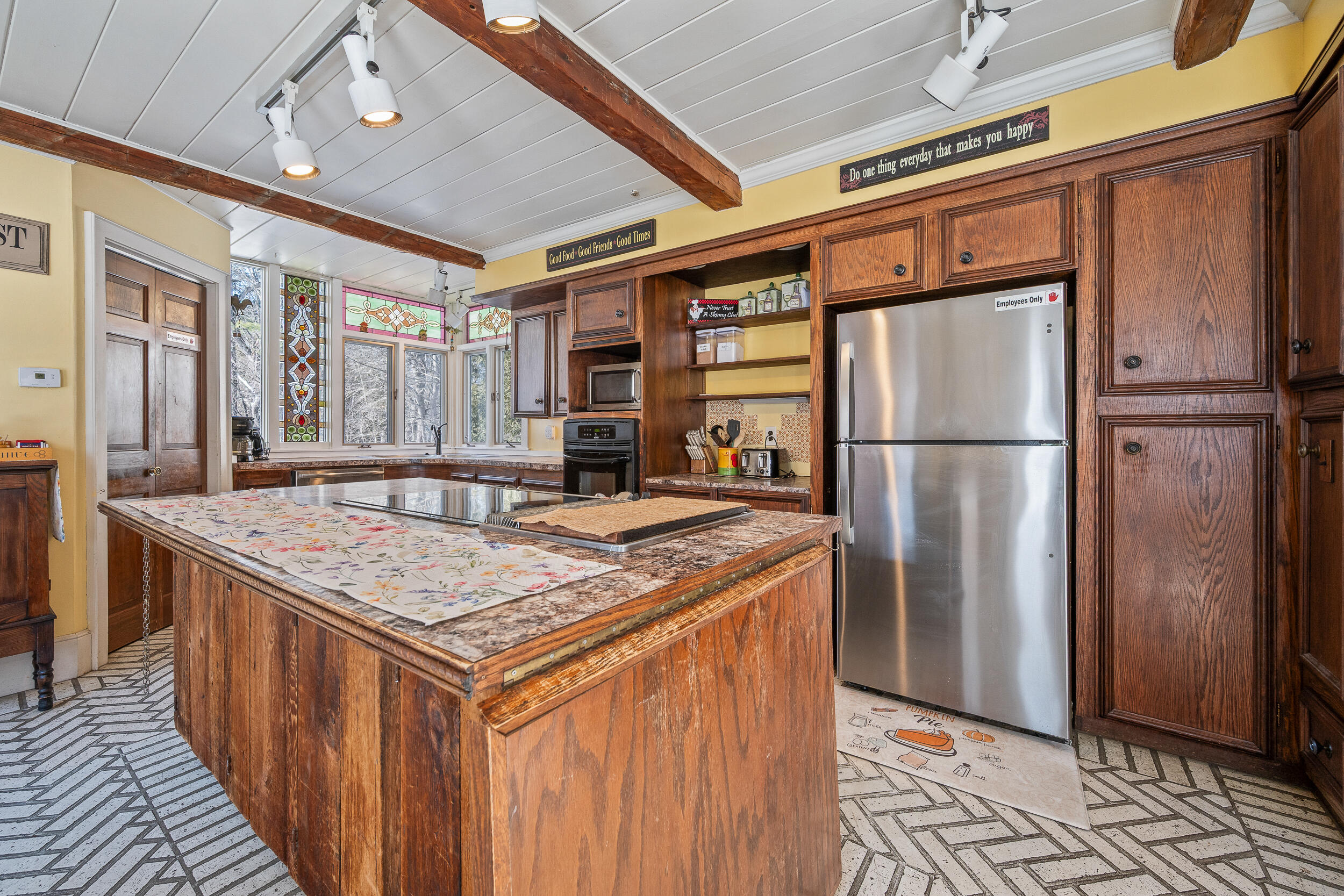 27 Elm Street Fryeburg, ME 04037 - Photo 4 of 72 DSC_5284