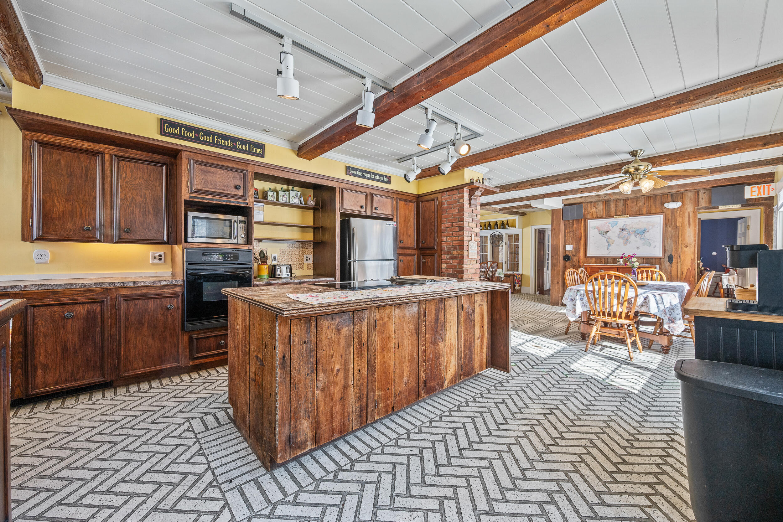 27 Elm Street Fryeburg, ME 04037 - Photo 10 of 72 DSC_5281