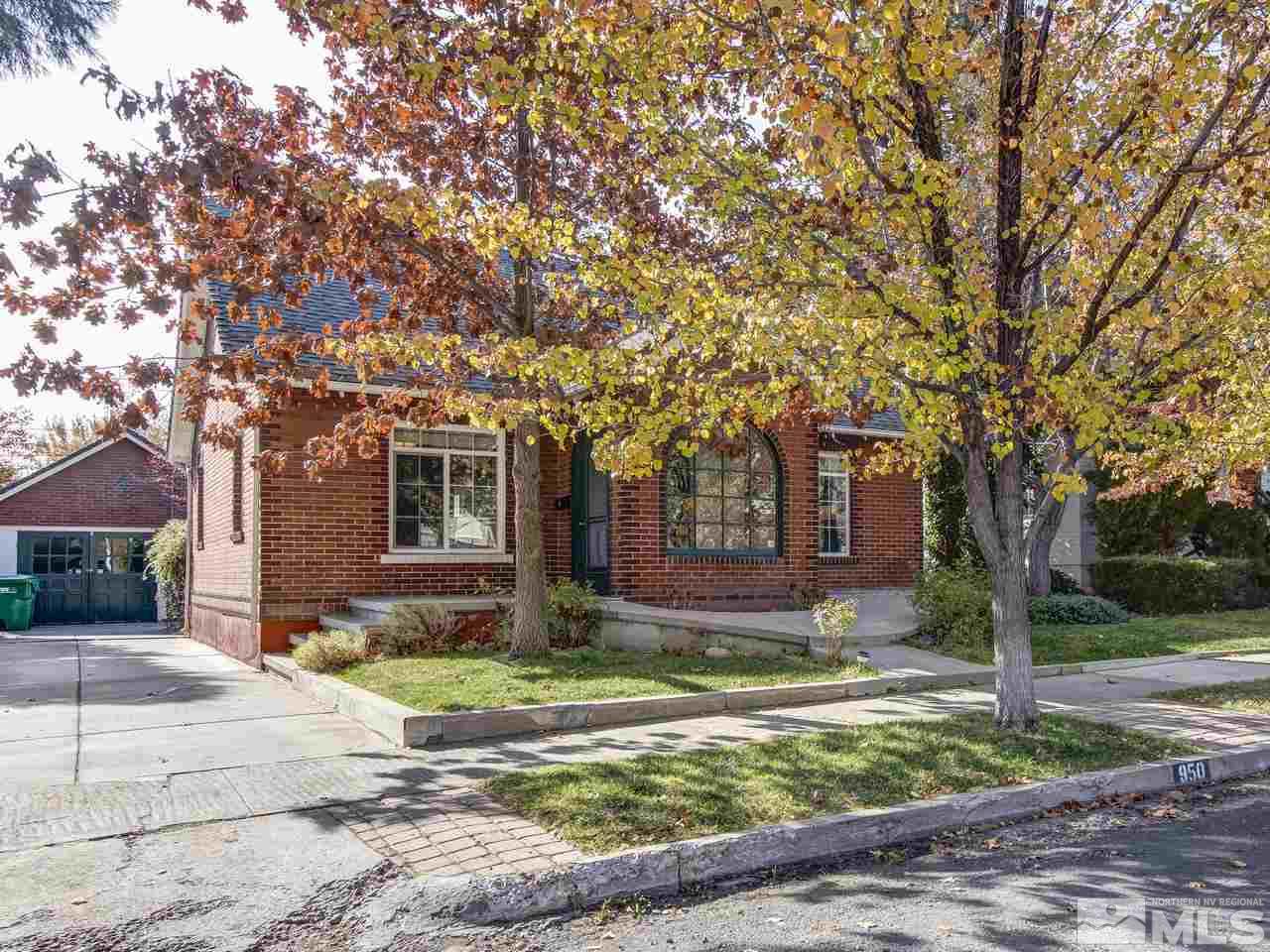 950 Walker Avenue Reno, NV 89509 - Photo 3 of 25 a front view of a house with garden