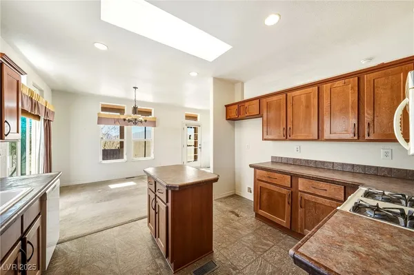 $319,000 | 930 West Weiss Boulevard, Amargosa Valley, NV 89020