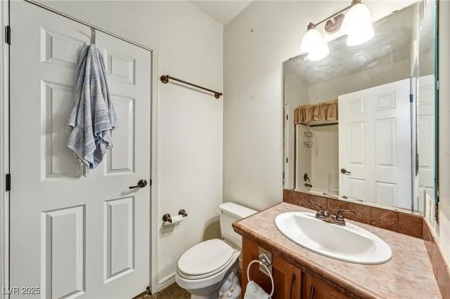 $319,000 | 930 West Weiss Boulevard, Amargosa Valley, NV 89020