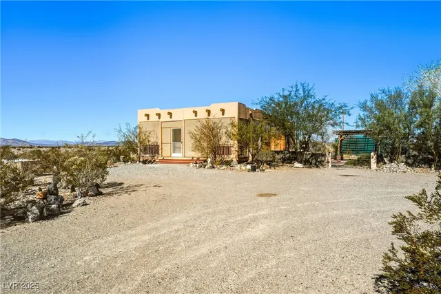 $319,000 | 930 West Weiss Boulevard, Amargosa Valley, NV 89020