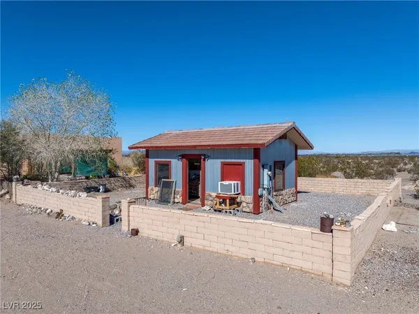 $319,000 | 930 West Weiss Boulevard, Amargosa Valley, NV 89020