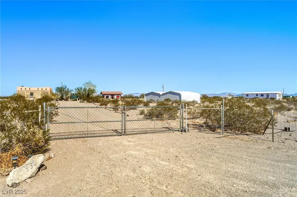 $319,000 | 930 West Weiss Boulevard, Amargosa Valley, NV 89020