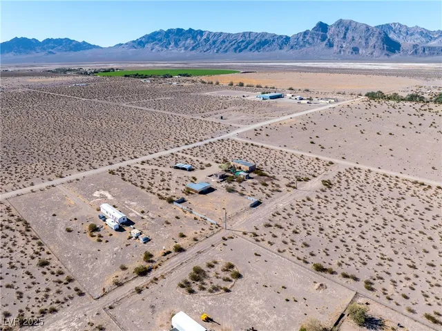 $319,000 | 930 West Weiss Boulevard, Amargosa Valley, NV 89020