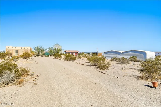 $319,000 | 930 West Weiss Boulevard, Amargosa Valley, NV 89020