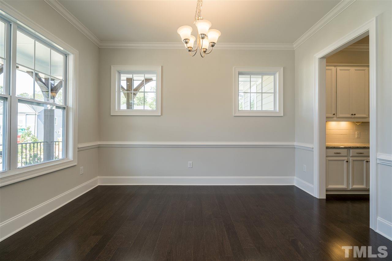 301 Queens Plate Court Raleigh, NC 27606 - Photo 5 of 29 Gallery Image 5