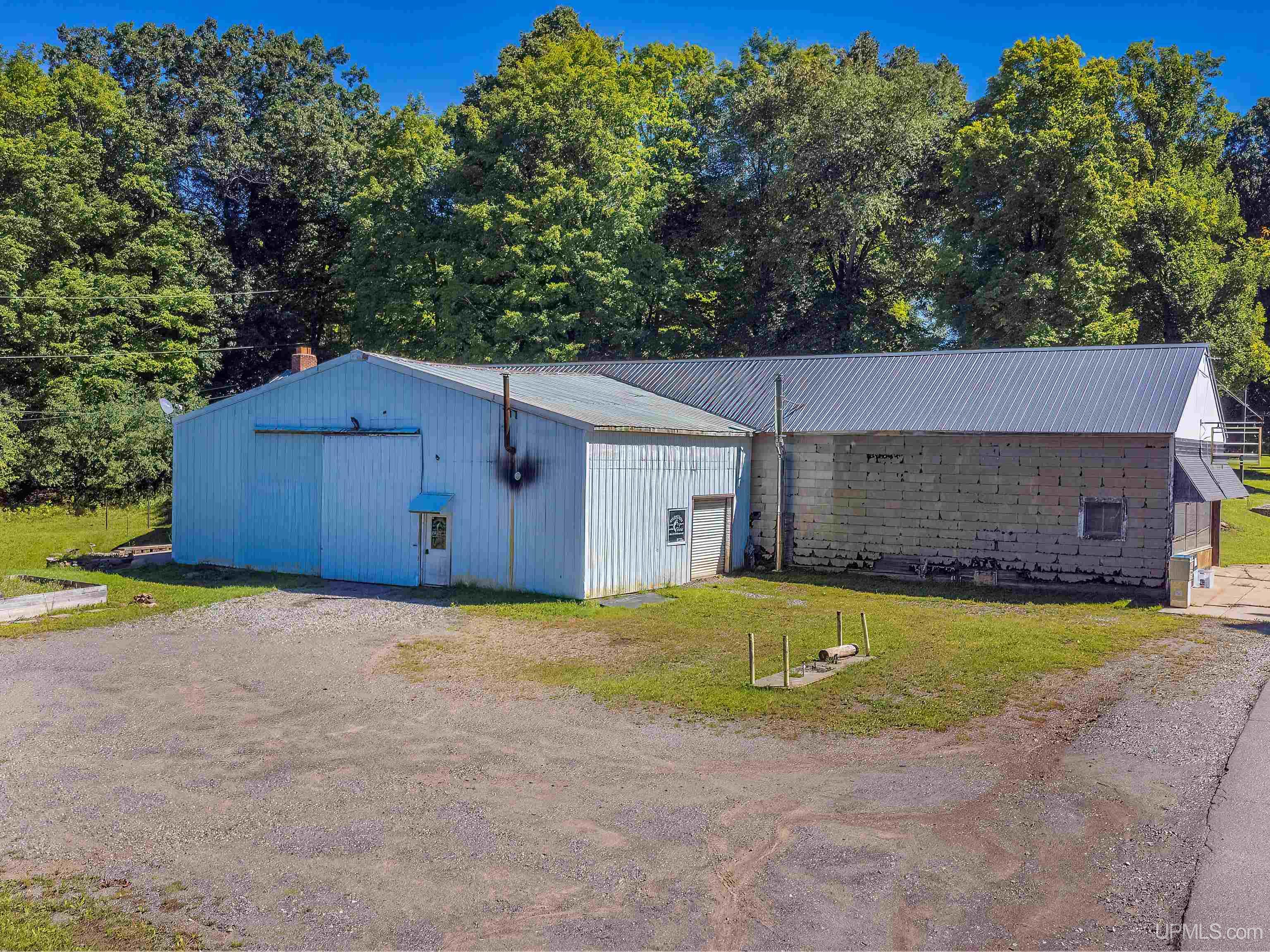 514 Main Street Alpha, MI 49902 - Photo 3 of 62