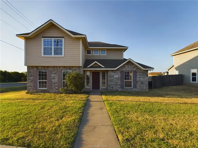 $2,400 | 4064 Southern Trace Drive, College Station, TX 77845