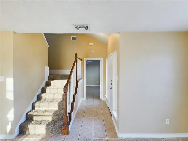 $2,400 | 4064 Southern Trace Drive, College Station, TX 77845