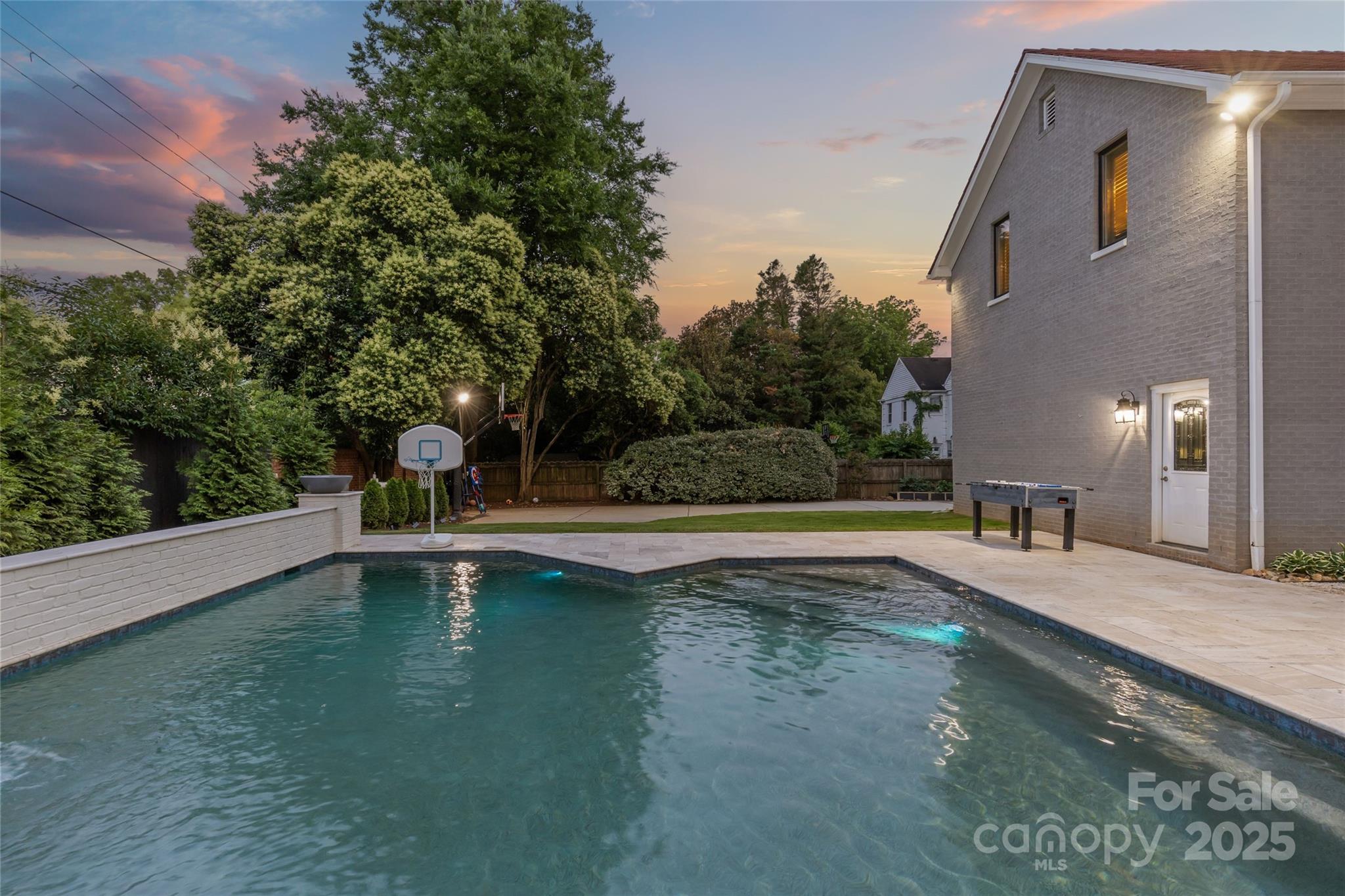 1619 Providence Road Charlotte, NC 28207 - Photo 41 of 46