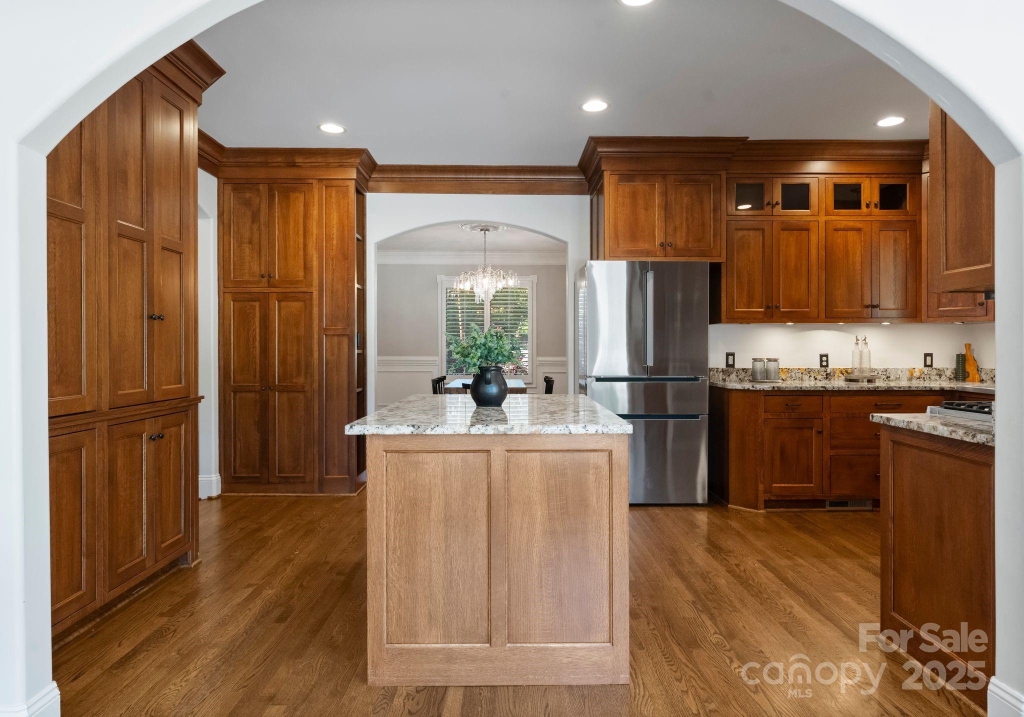 1619 Providence Road Charlotte, NC 28207 - Photo 9 of 46