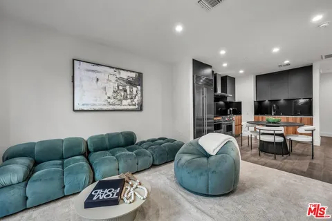 $799,000 | 728 North Sweetzer Avenue, Unit 112, West Hollywood, CA 90069