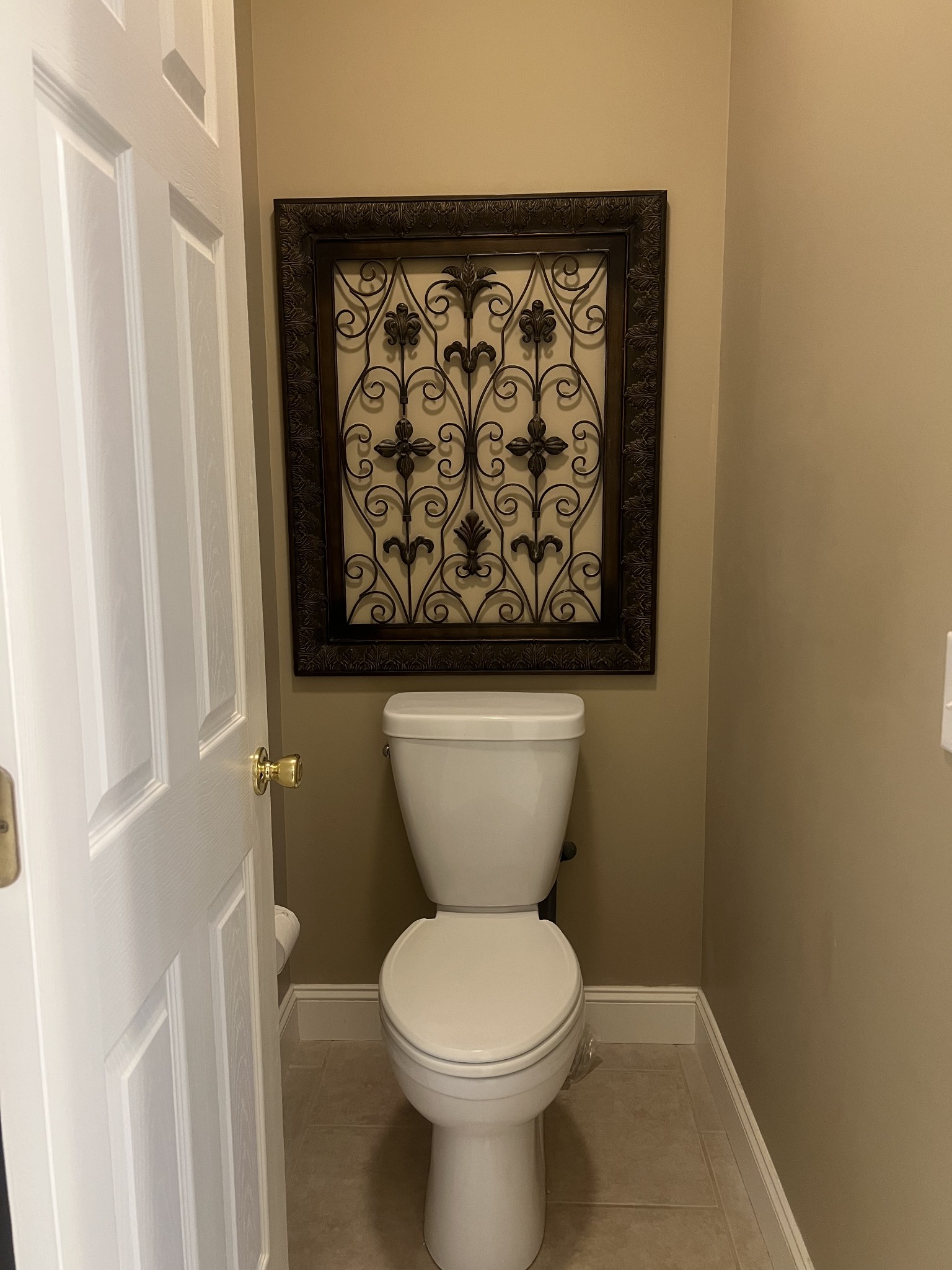 195 Froedge Drive Lafayette, TN 37083 - Photo 17 of 29 a bathroom with a toilet and a shower curtain