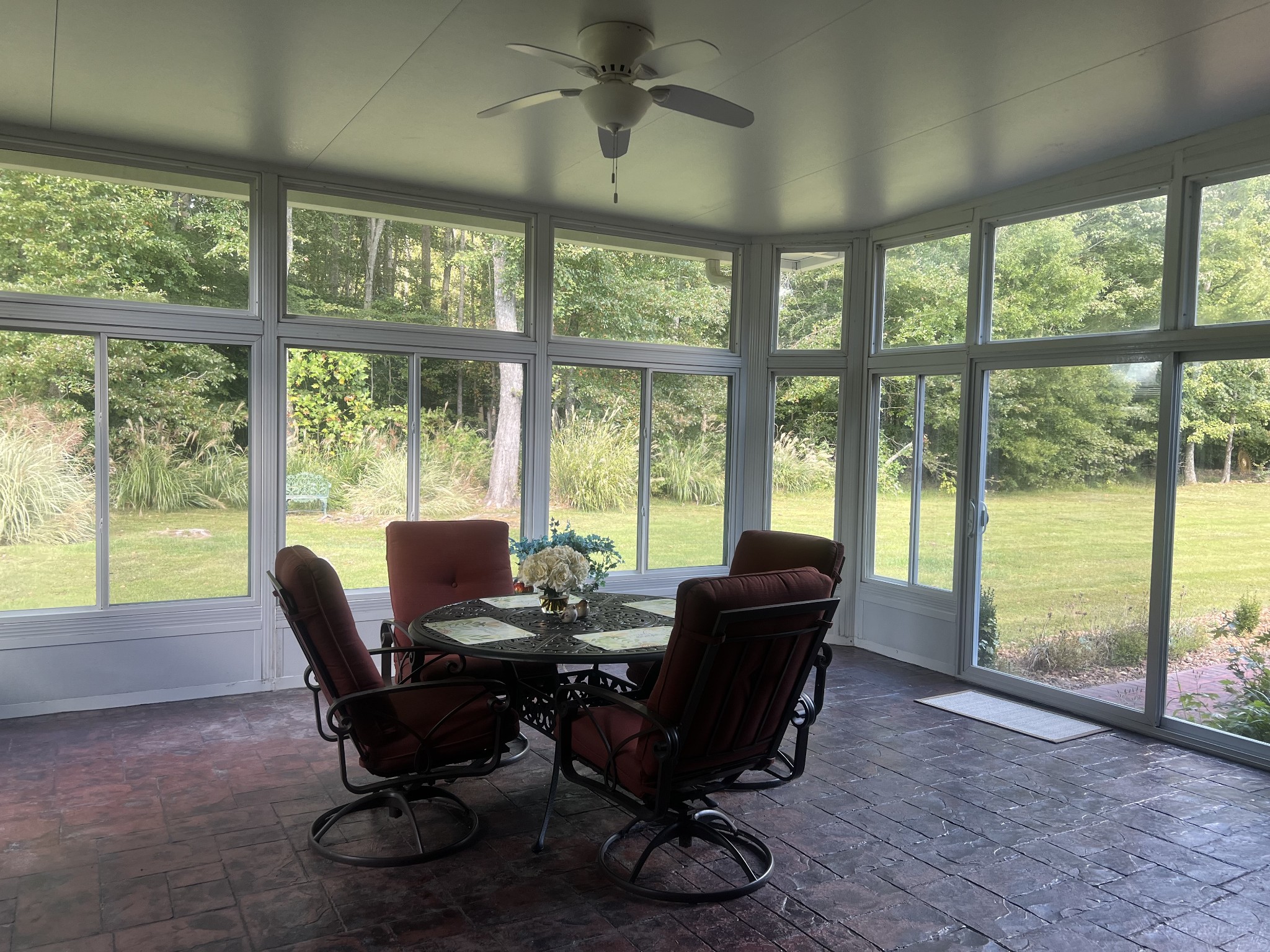 195 Froedge Drive Lafayette, TN 37083 - Photo 27 of 29 a view of a dining room with furniture window and outside view