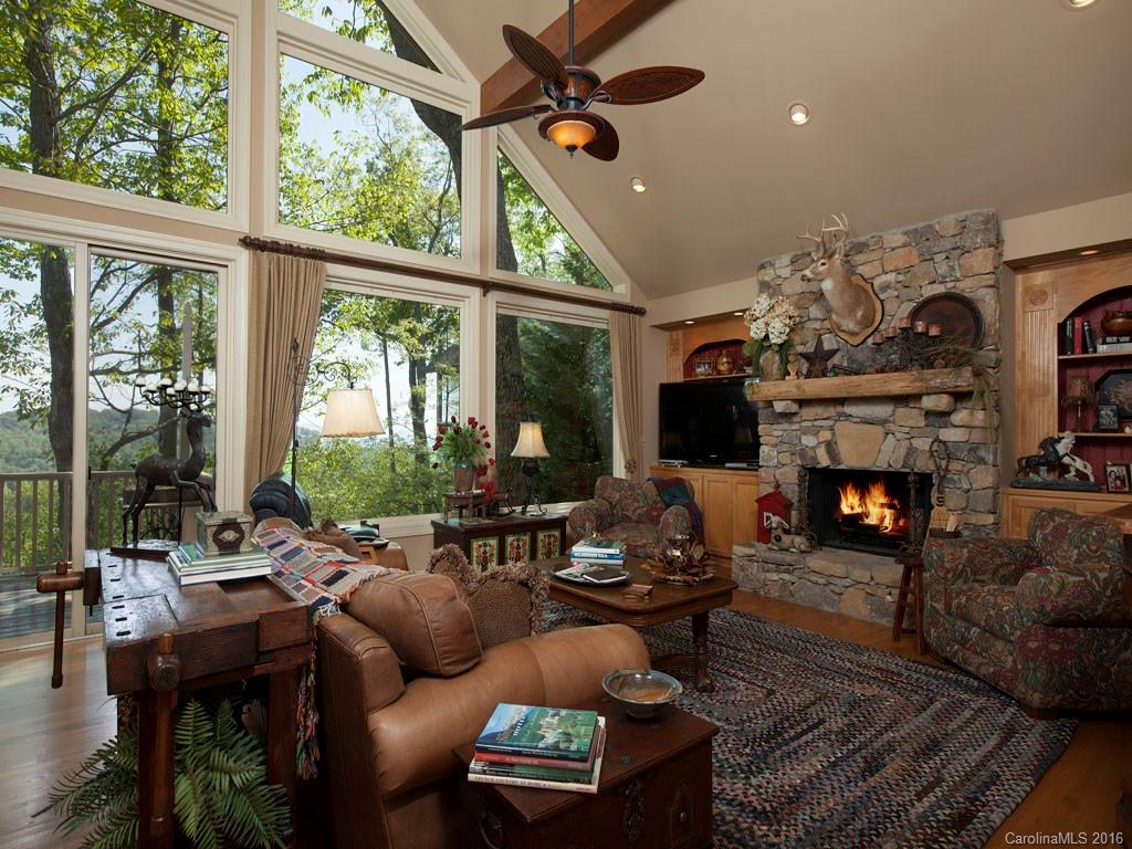 14 Spring Ridge Lane Hendersonville, NC 28739 - Photo 3 of 16 Gallery Image 3