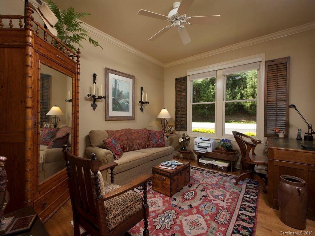 14 Spring Ridge Lane Hendersonville, NC 28739 - Photo 10 of 16 Gallery Image 10