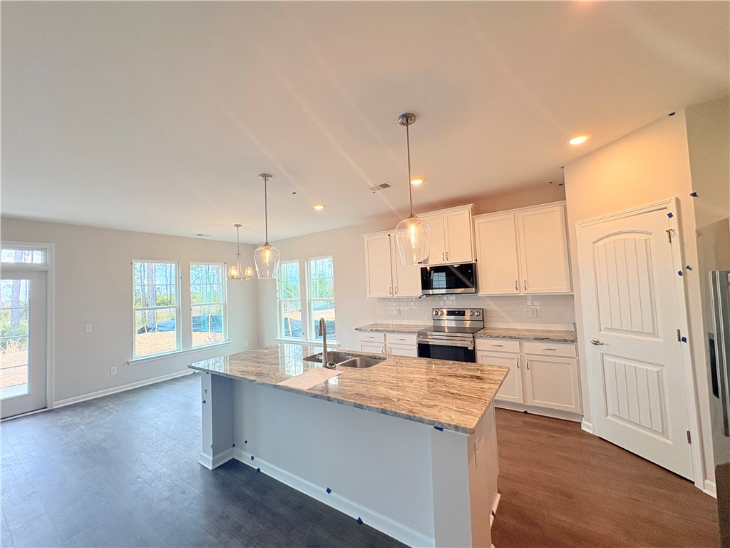 379 Brook Drive Brunswick, GA 31523 - Photo 12 of 29