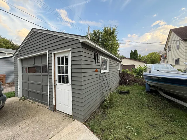 $187,000 | 202 South 6th Street, Montevideo, MN 56265