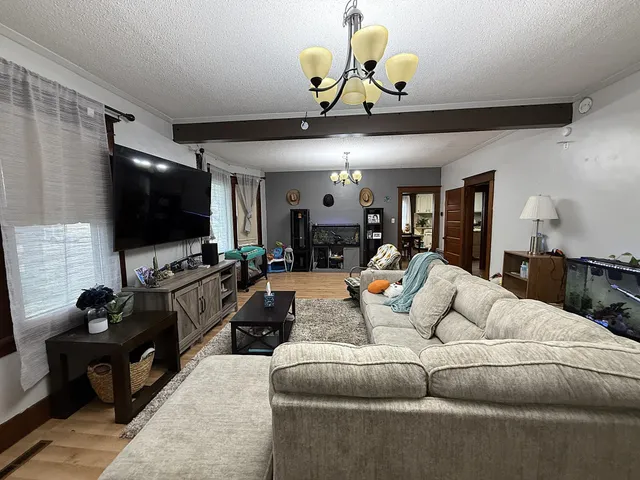 $187,000 | 202 South 6th Street, Montevideo, MN 56265