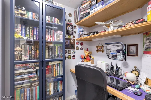 $289,000 | 10001 Peace Way, Unit 1252, Las Vegas, NV 89147