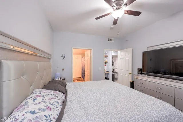 $289,000 | 10001 Peace Way, Unit 1252, Las Vegas, NV 89147